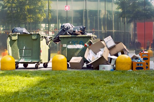 Commercial rubbish removal services in Mordialloc